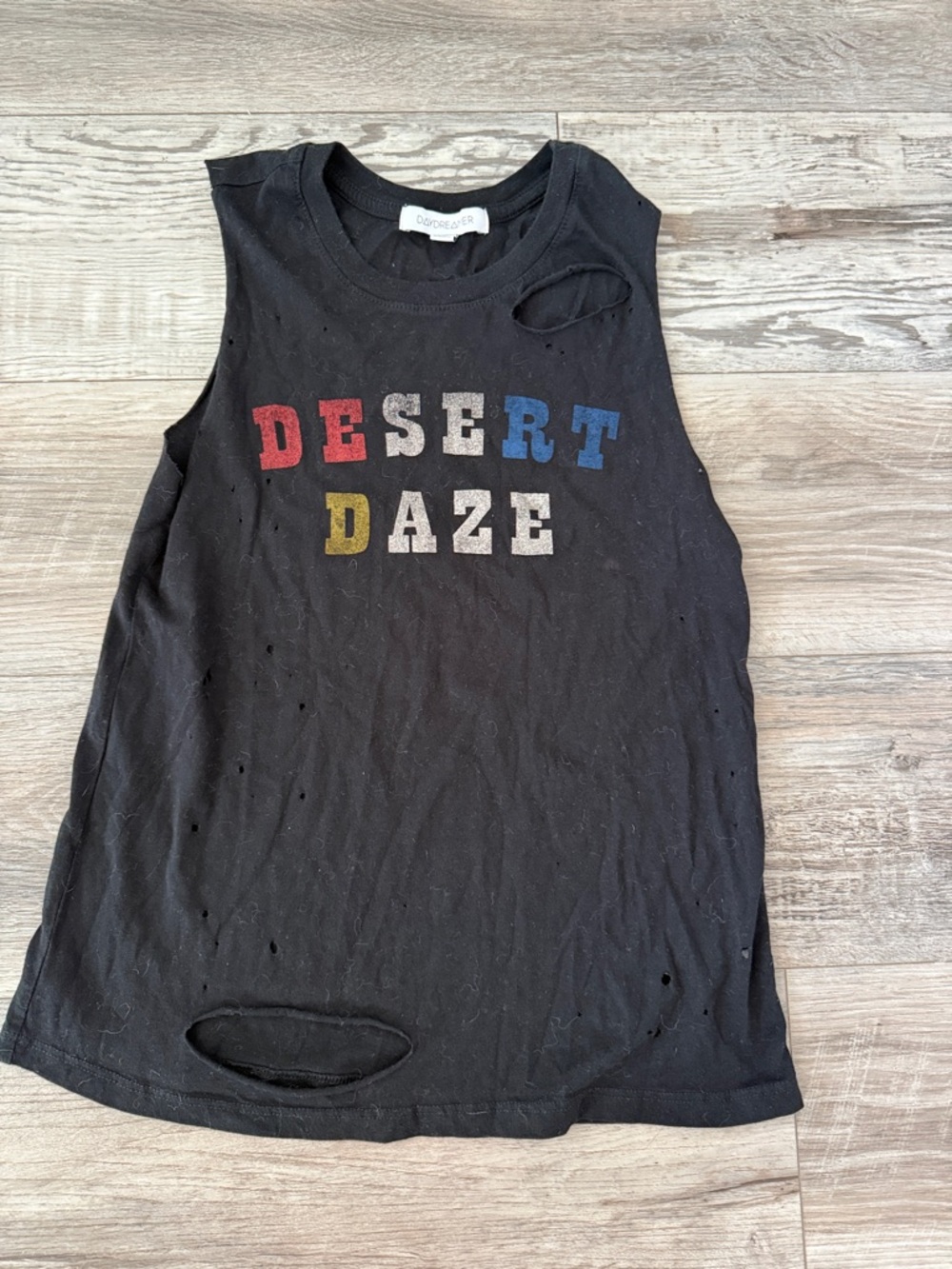 Free when bundled- Cute distressed tank